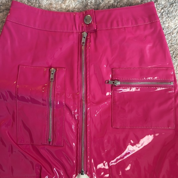 Hot Pink/Barbie Vinyl Latex Mini Skirt - Size S - Picture 2 of 4
